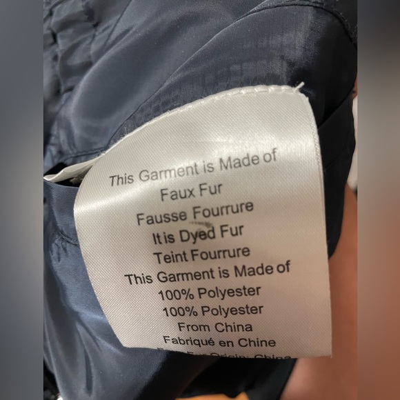 Neiman Marcus Reversible Faux Fur Hooded Vest in size M - Picture 13 of 15